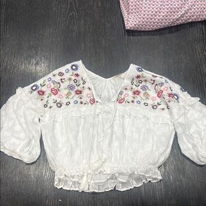 Embroidered White Mahlia Women's Top